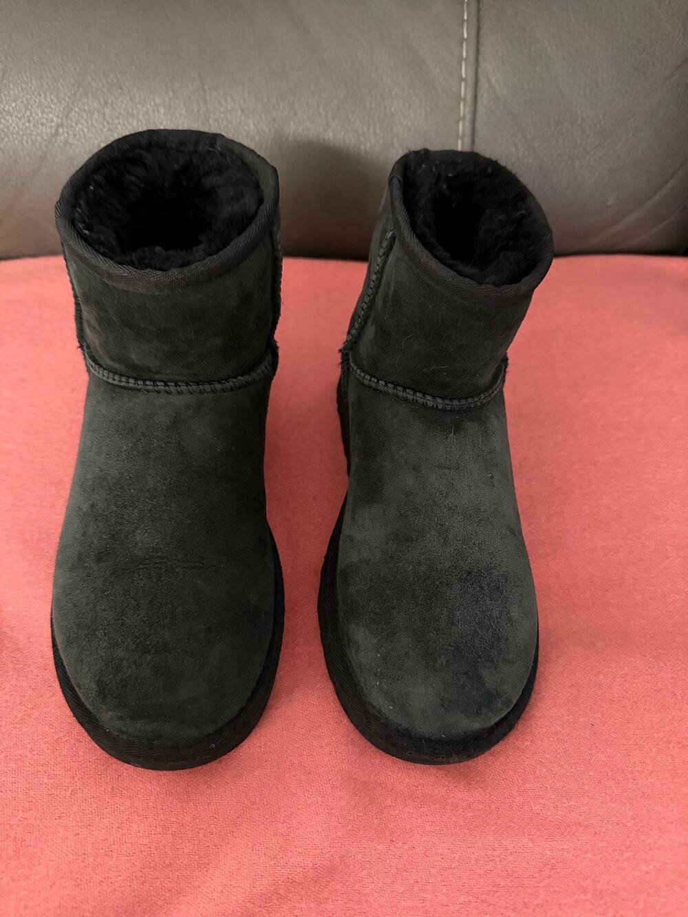 Uggs snow boots size 6